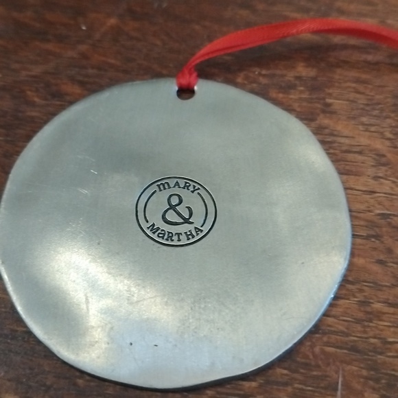 Blessed Redeemer ornament - Picture 2 of 4